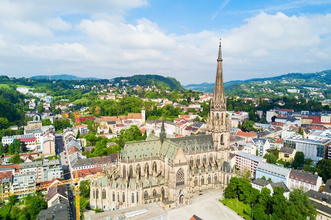 Linz: Pöstlingberg and Old Town Private Walking Tour