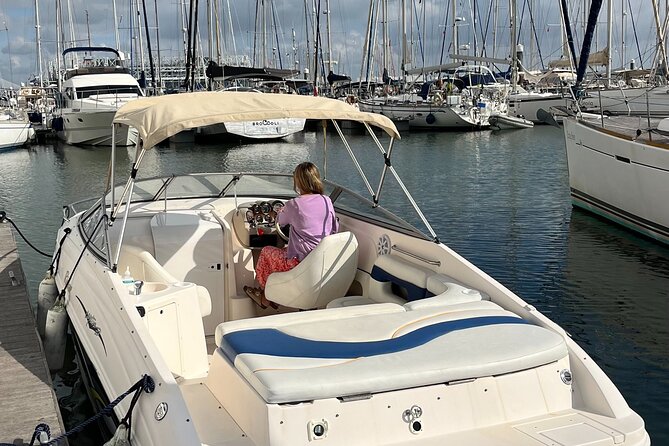 Lisbon Noon or Sunset by Engine Boat - Operating Hours and Start Time