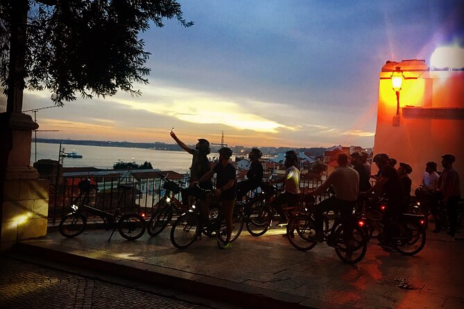 Lisbon Tour by Night With Electric Bikes - Tour Inclusions