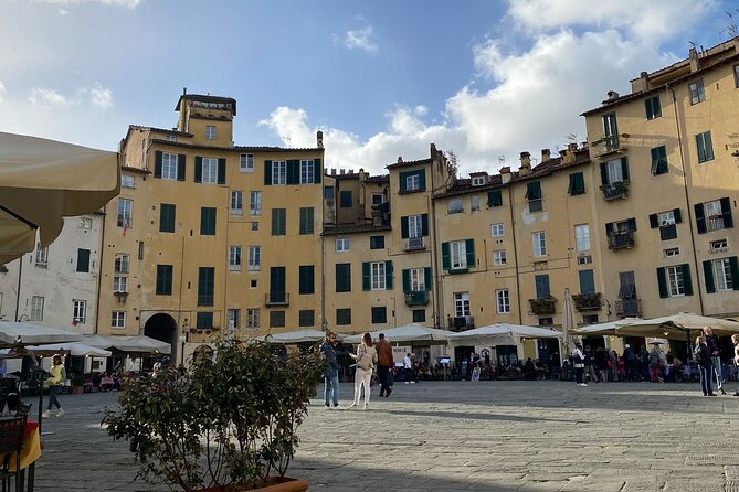 Lucca City Tour and Pisa Tower + Wine Tasting From La Spezia Port - Tour Itinerary Highlights