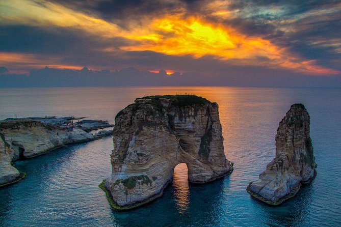 Luxury Beirut Boat Ride at Pigeon (Raouche Rocks)