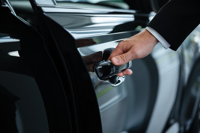 Luxury Private Transfer Rovinj - Pula Airport - Convenient Pickup and Drop-off Locations