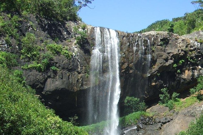Mauritius- 7 Cascades (Tamarind Falls) Including Guide & Hotel Transfer