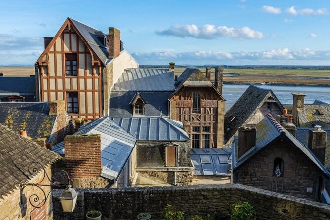 Mont-St-Michel: Shared Tour (10 Max) Abbey Ticket Included - Tour Overview