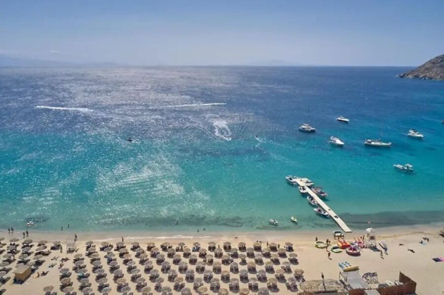 Mykonos: Beach Escape & Free Time in Old Town