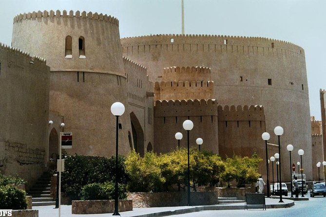 Nizwa , Bahla and Jabrin Fort for Kids - What To Expect