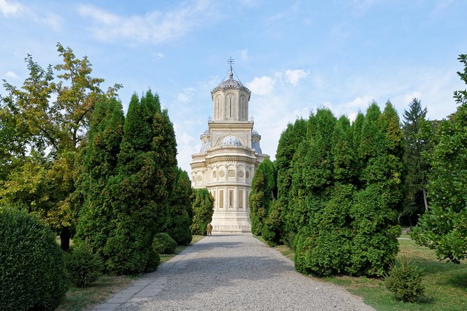 On Dracula Footsteps Full Day Tour Small Group - Tour Highlights
