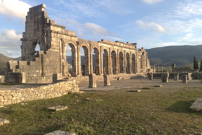 One-Day Tour From Fez to Meknes and Volubilis – Group Tour