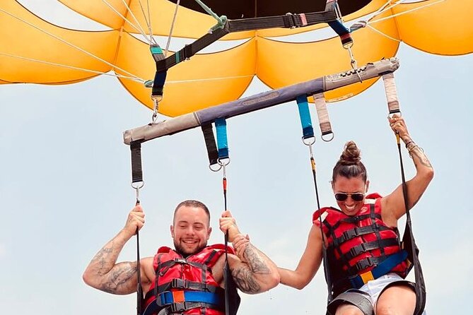 One Hour Parasailing Experience From Cala Millor - What To Expect