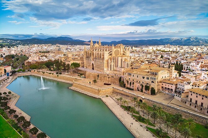 Palma De Mallorca: Self-Guided City Walking Tour With Audio Guide - Start and End Points