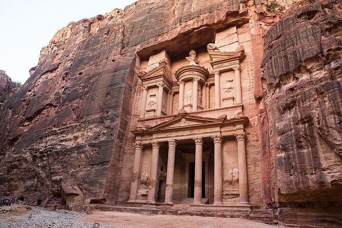 Petra Transfer From Or To Amman