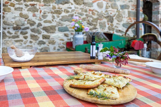Pizza and Focaccia Making Class in Chianti Countryside - Class Details