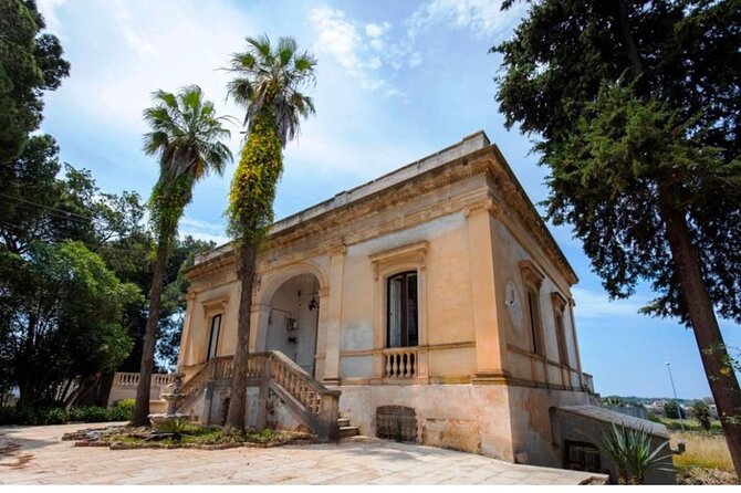 Pizzica Lesson in the Villa and Typical Tasting in Matino Lecce