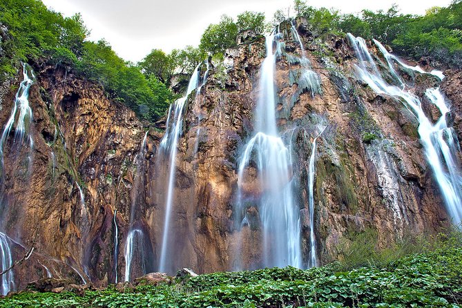 Plitvice Lakes Photo Tour - Full Day Trip From Zagreb - Meeting & Pickup Details