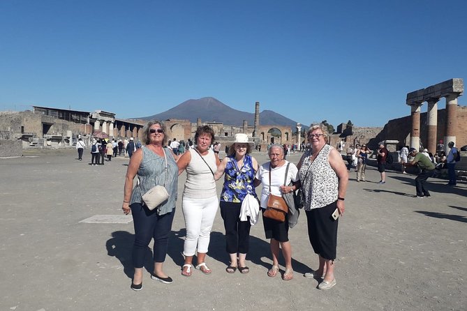 Pompeii Skip-The-Line and Naples From Sorrento, Positano or Amalfi Salerno