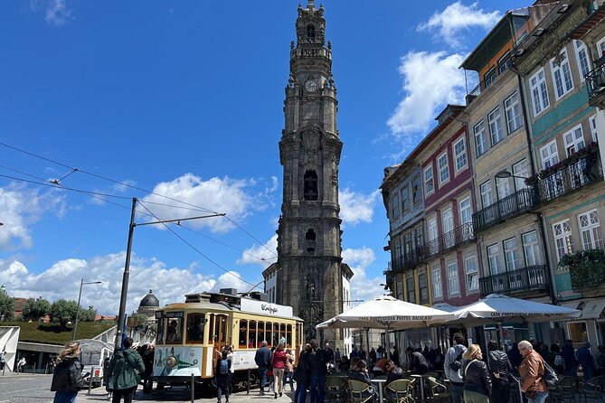 Porto Historic Area Walking Tour - Meeting Point