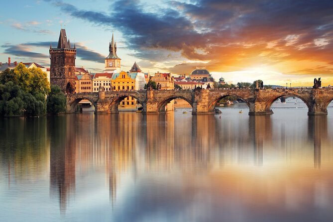 Prague Scavenger Hunt and Best Landmarks Self-Guided Tour - Tour Overview