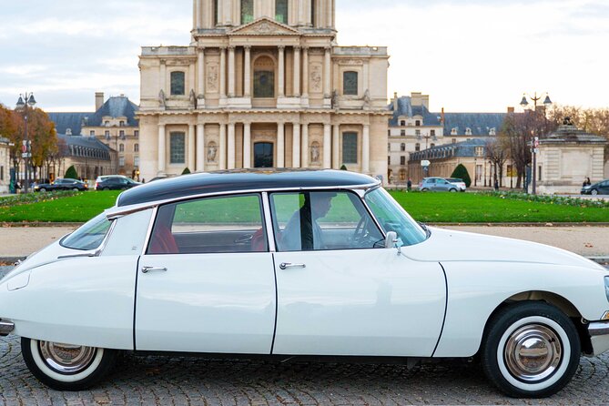 Private and Romantic Tour in a 1-Hour Citroën DS in Paris - Tour Highlights
