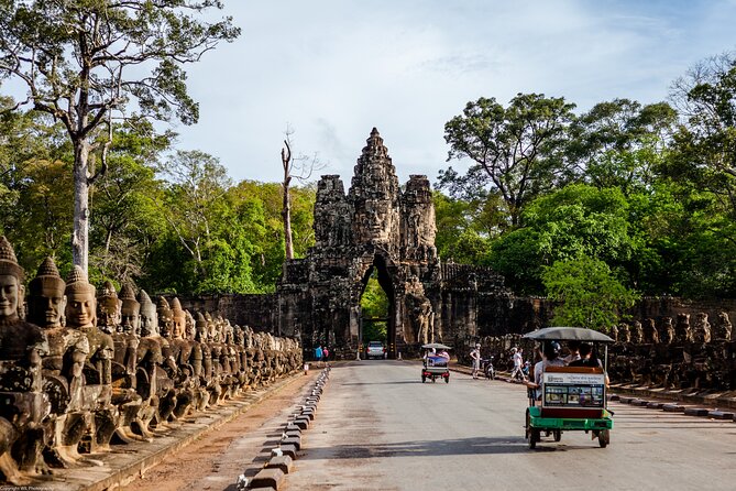 Private Angkor Temples Discovery Hosting by Local Expert - Tour Overview