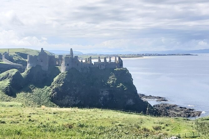 Private Belfast City and Coastal Tour