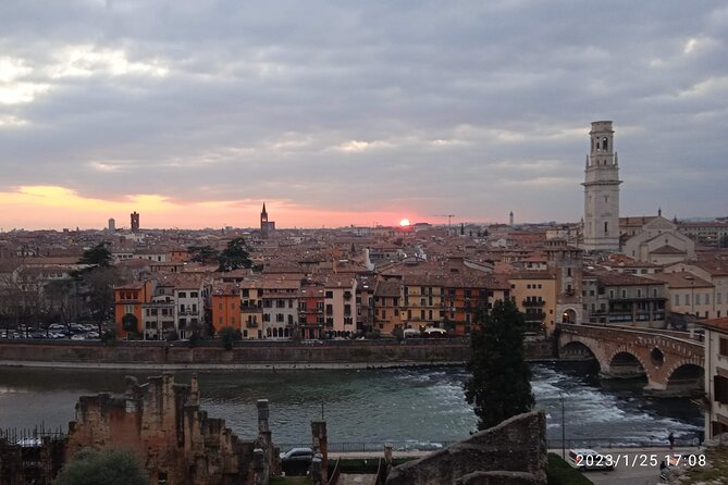 Private Cultural Walking Tour in Verona - 2hour Tour - Cultural Insights