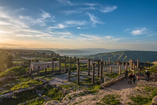 Private Day Tour to Umm Qais From Amman With Optional Hiking Trail - Tour Highlights
