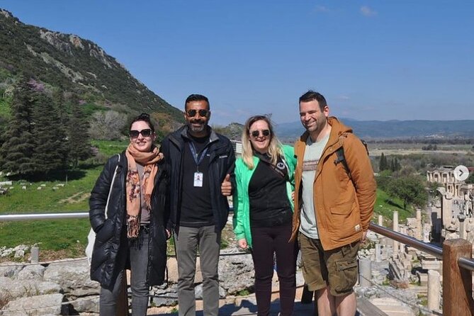 PRIVATE Ephesus For Cruisers: Guide and Vehicle Service