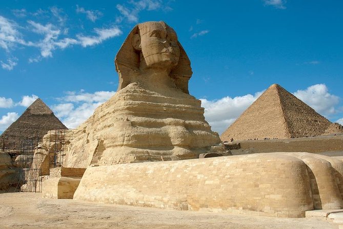 Private Half-Day Tour to the Great Giza Pyramids and Sphinx With Camel Ride
