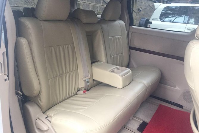 Private Luxury Car Hire for Transfer From Nairobi to Arusha