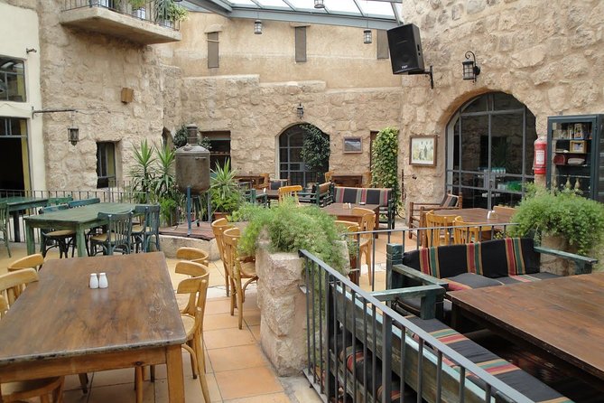 Private Madaba Haret Jdoudna Restaurant Lunch or Dinner From Amman - Explore Handicrafts Market in Madaba