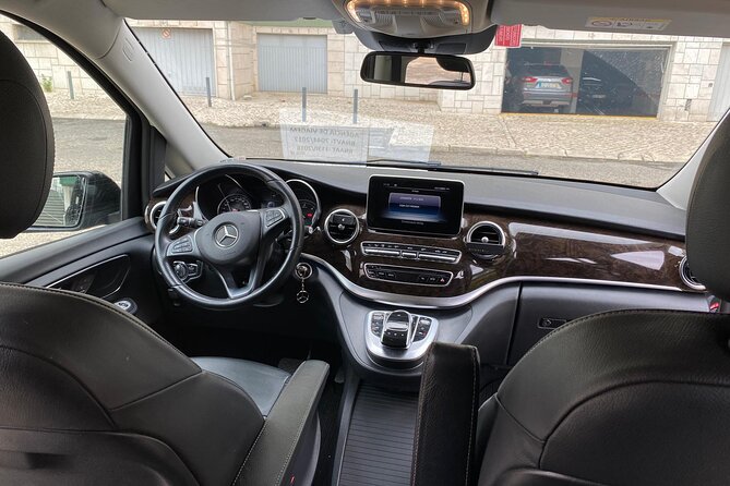 Private One-Way Transfer Between Lisbon and Cascais - Transfer Details