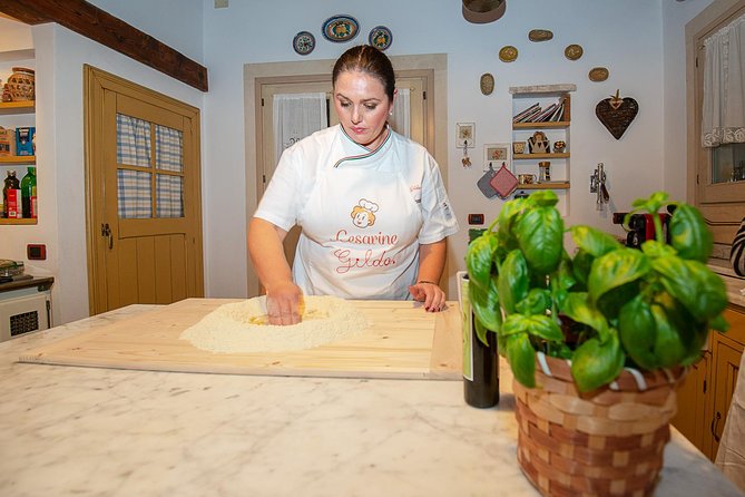 Private Pasta & Tiramisu Class at a Cesarinas Home With Tasting in Siracusa