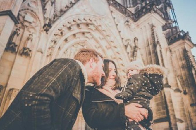 Private Photo Session With a Local Photographer in Prague - Whats Included