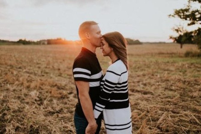 Private Photo Session With a Local Photographer in Riga - What to Expect During the Photo Session