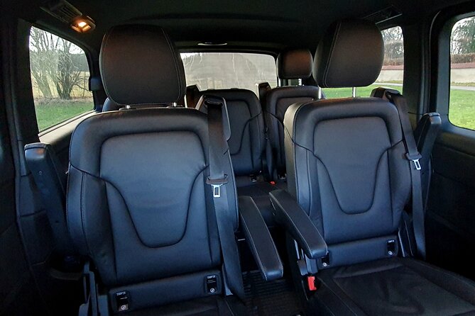 Private Prague to Bratislava Luxury Transfer - Vehicle and Amenities