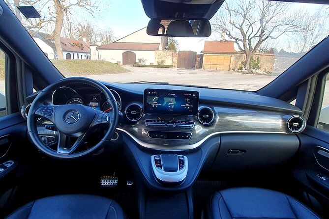 Private Prague to Dresden Luxury Transfer - Luxury Transfer Service Description