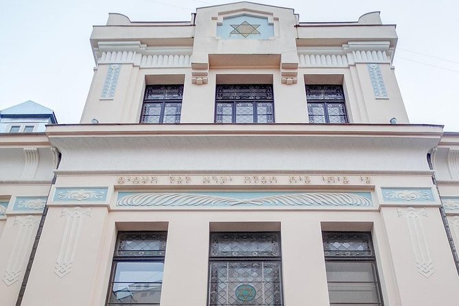 Private Riga Tour and Jewish History Places - Pickup and Start Time