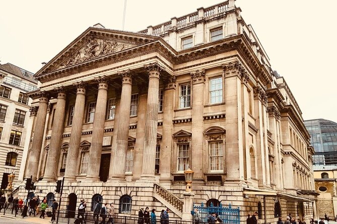 Private Self-Guided Audio City-Tour in London - Features