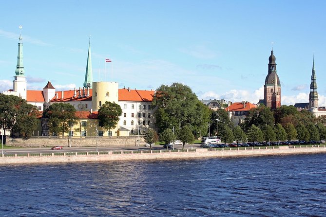 Private Shore Excursion: Highlights of Riga and Art Nouveau Museum