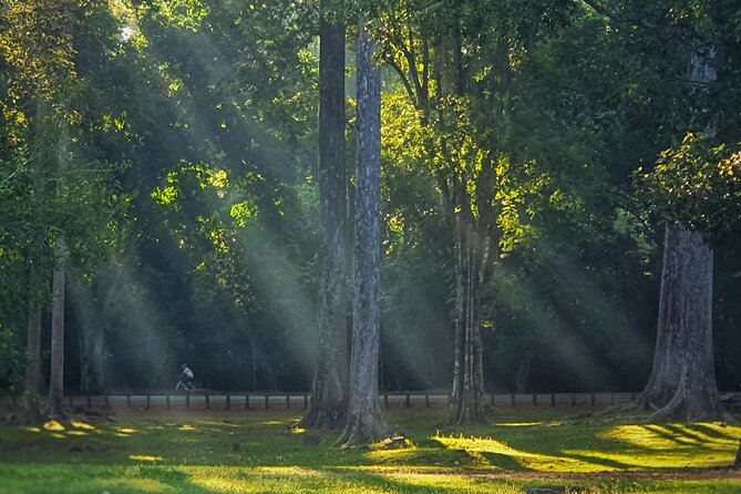 Private Sunrise and Sunset Angkor Park Tour With Rest Mid-Day - Itinerary Details