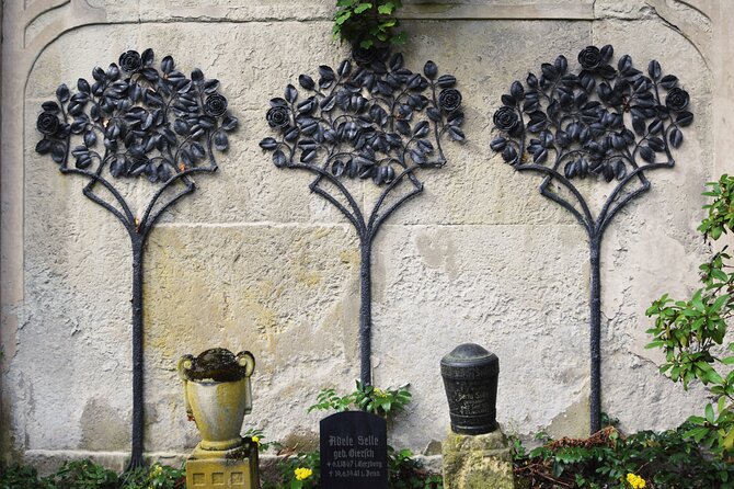 Private Tour of the Historic South Cemetery in Leipzig - Meeting and Pickup Information