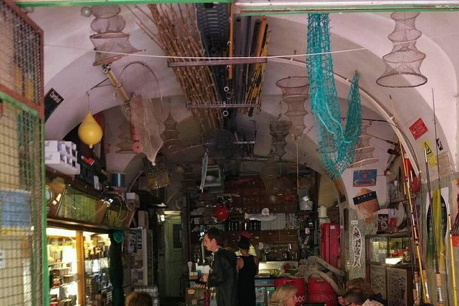 Private Tour of Traditional Portuguese Food - Meeting Point and End Point