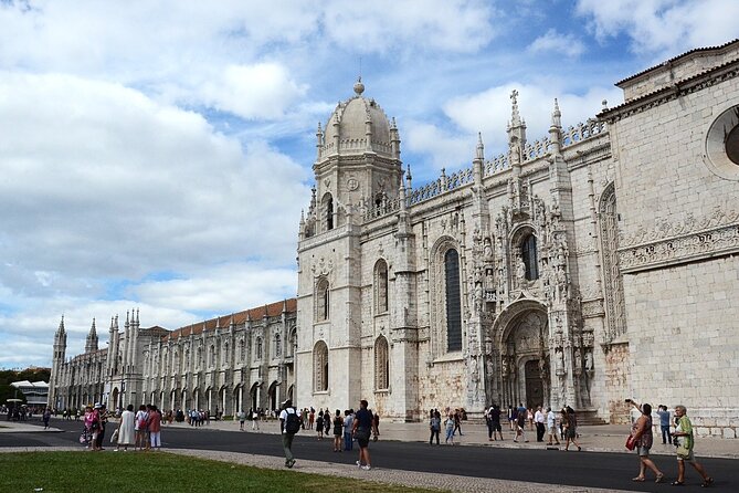 Private Tour on Best of Lisbon With Pickup Included - Tour Highlights