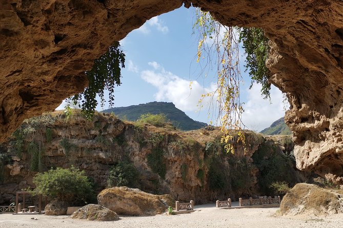 Private Tour - Salalah City Tour + the West Coast (Mughsail Beach, Blowholes) - Cancellation Policy
