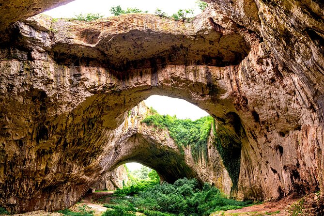 Private Tour to Lovech, Devetaki Cave and Krushuna Waterfalls