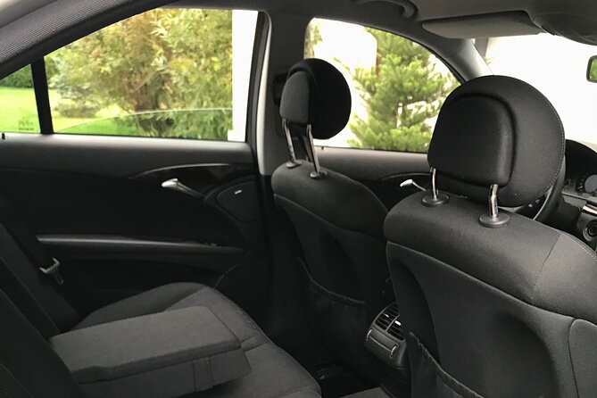 Private Transfer From Krakow to Budapest - Service Details