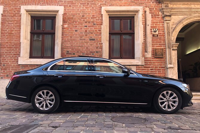 Private Transfer From Krakow to Warszawa - Meeting and Pickup