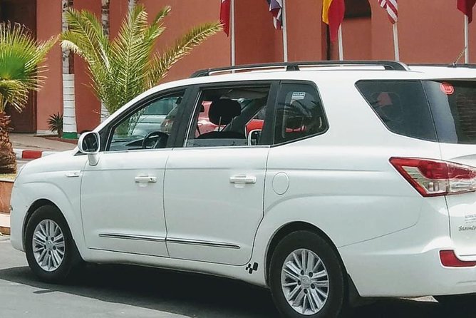 Private Transfer From Marrakech to Casablanca / Casablanca Airport - Meeting and Pickup Options