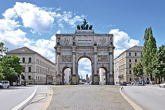 Private Transfer From Nuremberg to Munich, Door-To-Door - Vehicle and Driver Amenities