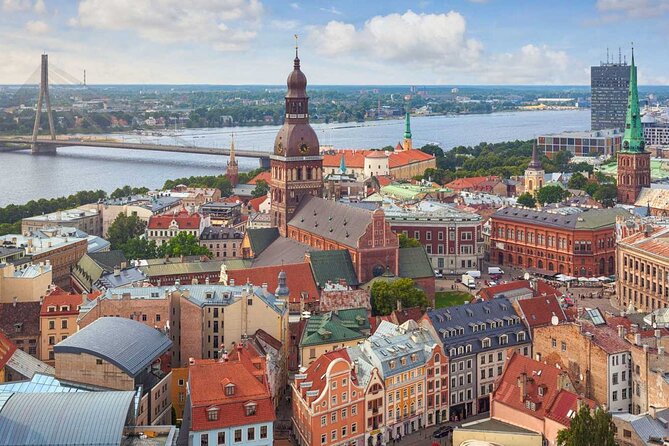 Private Transfer From Riga City Center to Riga Airport RIX - Benefits of Private Transfer